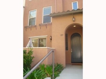 Fabulous Corte Bella Townhouse Located at 223 Marquette was Just Sold