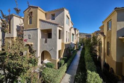 Magnificent Corte Bella Townhouse Located at 615 Kennedy Way was Just Sold